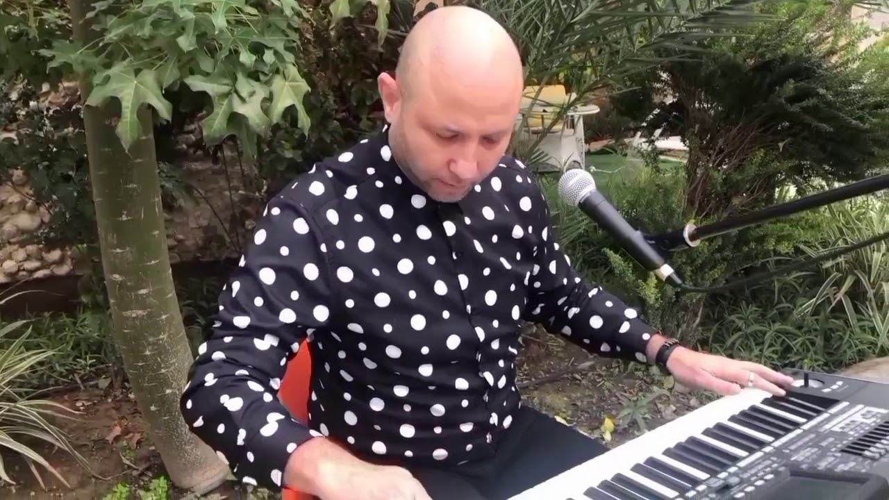 حبيبتي من تكون             موسيقى   Jawad tamimi  عزف على الاورغ