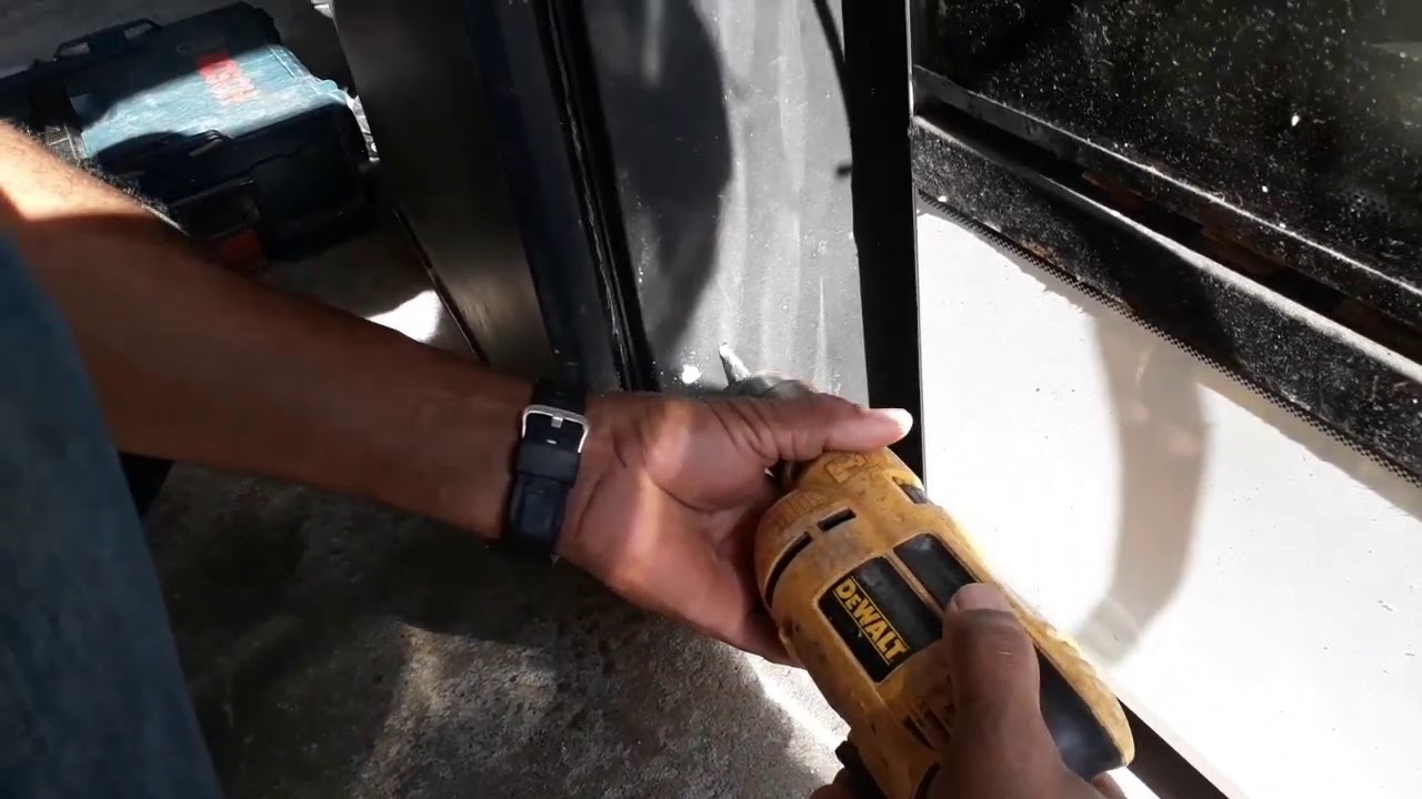 SUA GELADEIRA VELHA TRANSFORMA EM UM ARMÁRIO