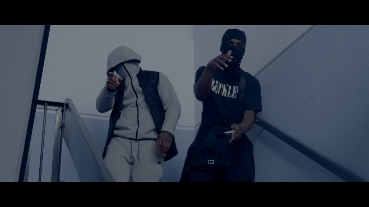 Skeeze00 x Wouter22 - 2200 (ProdBy. Chrisjeonthetrack)
