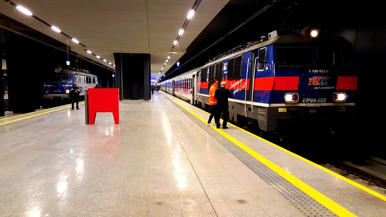 Łódź Fabryczna - składy wagonowe + manewry