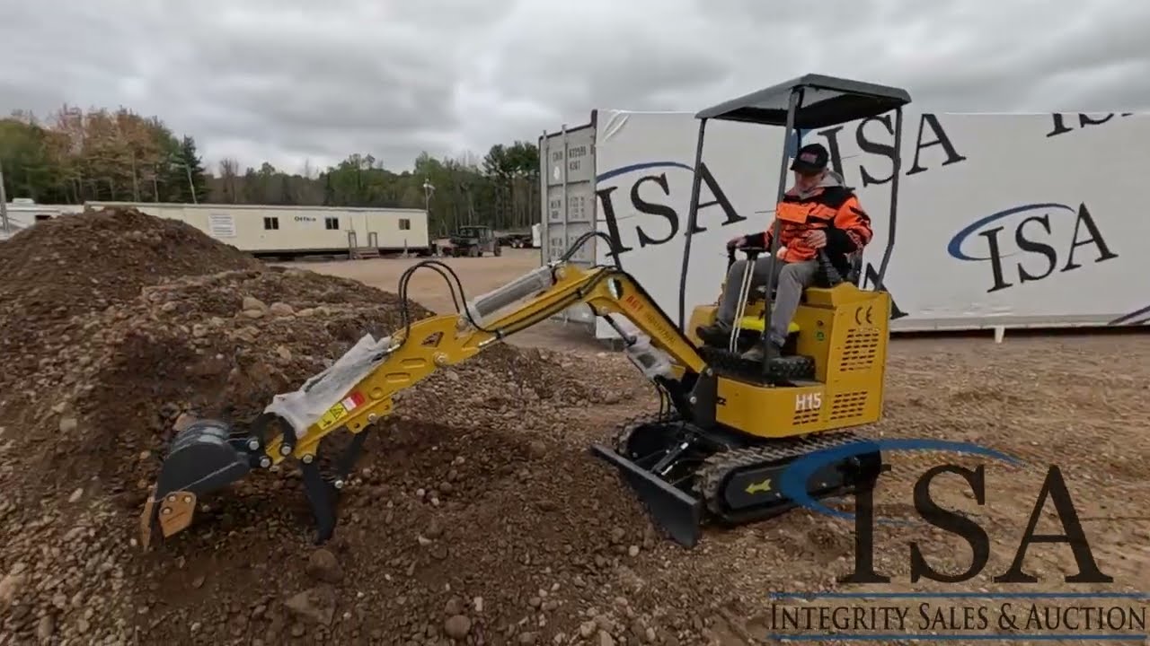 29225  - 2023 AGT Industrial H15 Mini Excavator Will Be Sold At Auction!