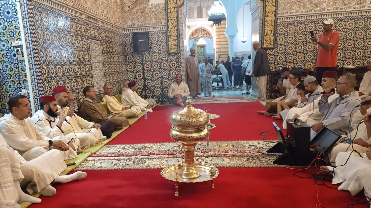 إحياء ليلة المولد النبوي الشريف بضريح مولاي إدريس الأكبر من طرف الشرفاء الأدارسة
