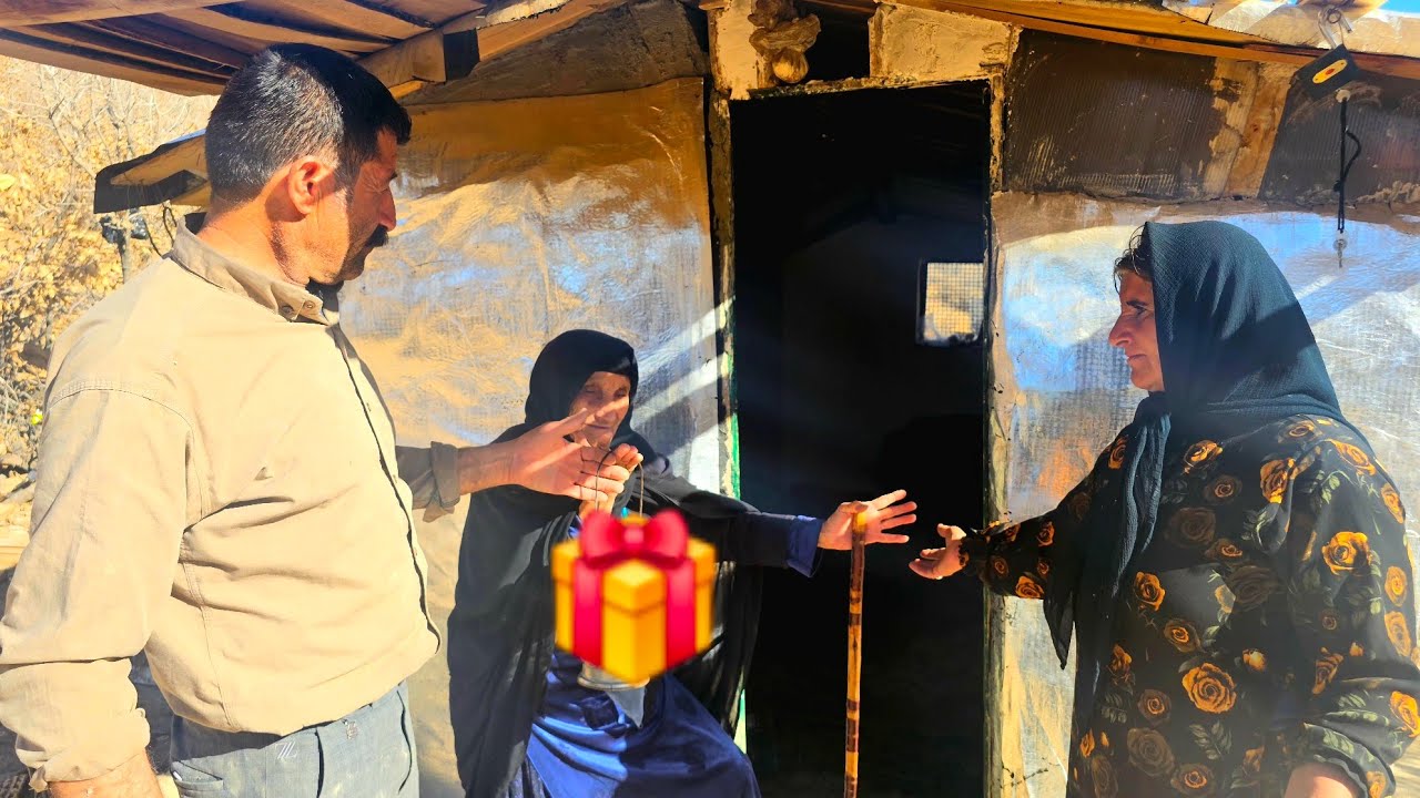 Бабушка вернулась в хижину бездомной матери с невероятным подарком!