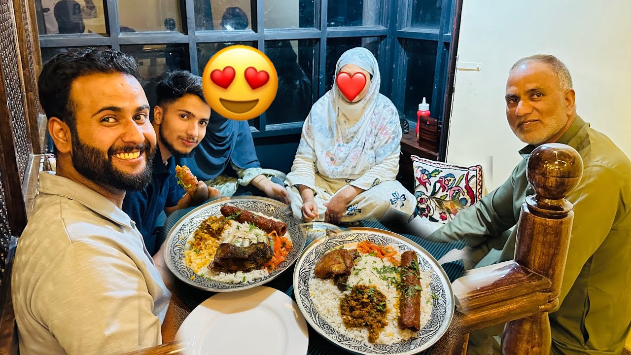 200K Special Party With Family 😋 Kashmiri Wazwaan Khaya 😍