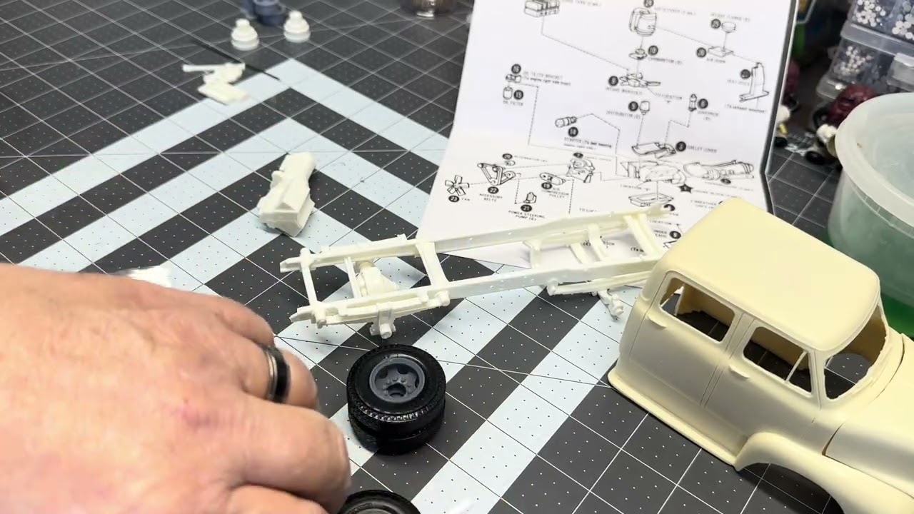 Новый проект! Пожарная машина с четырехместной кабиной 1953 года выпуска.