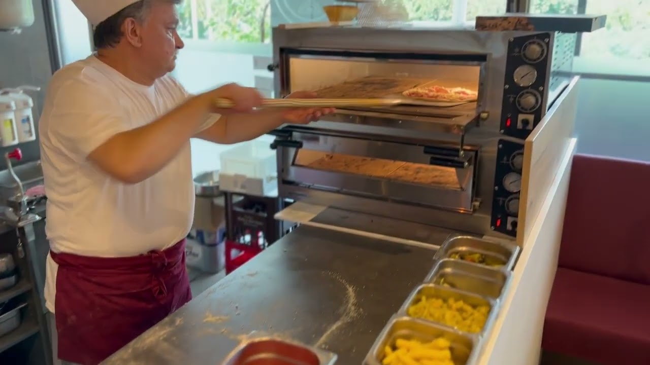 Kaufpark Alterlaa Pizza Pub