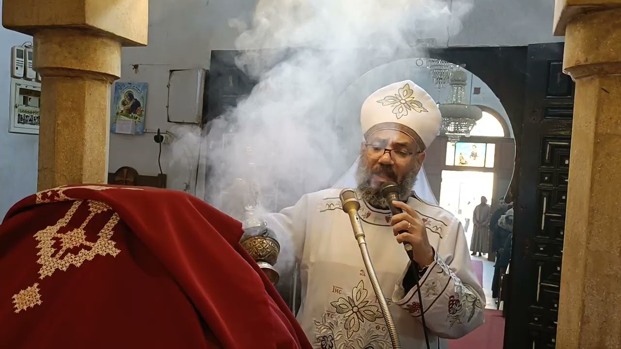 اواشي القداس للقس مينا نظير كنيسة العذراء بالمنشاه 