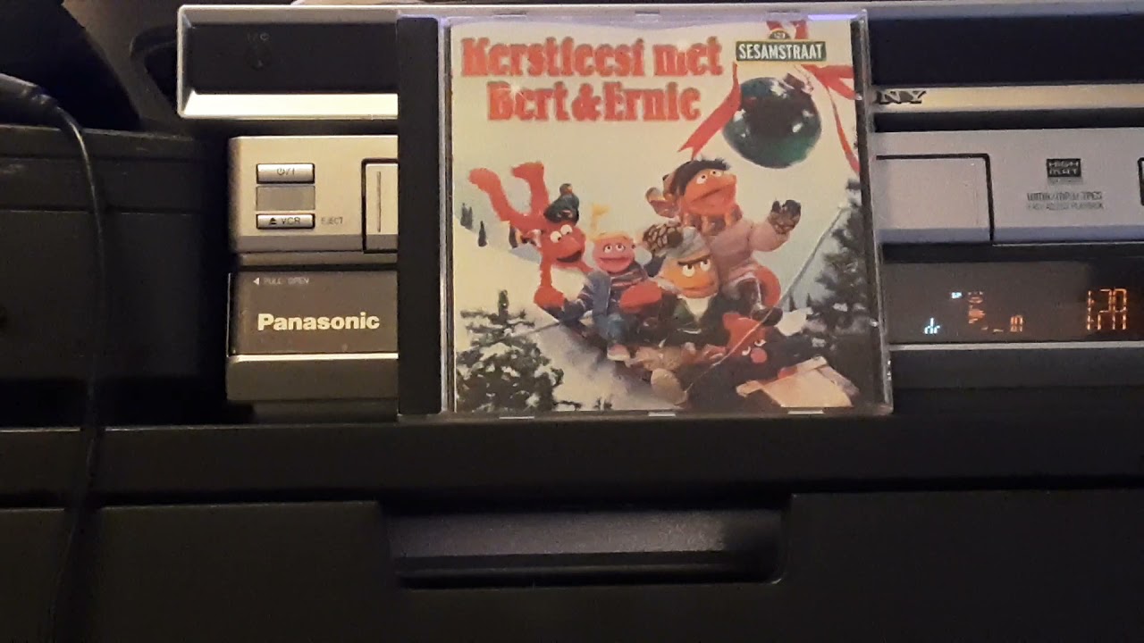 Kerstfeest Met Bert En Ernie 10 Wat Een Troep