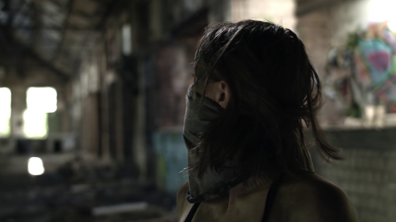 Hyenah - Elinga (music video)