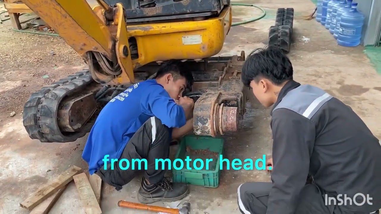 Mini Excavator 8018 Final Drive Inspection , D& A for Travel System no working .