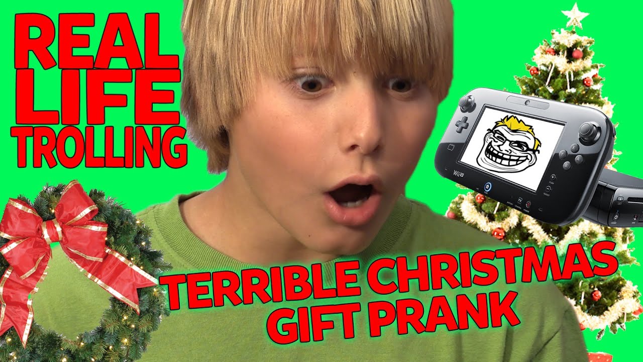 Kids get bad Christmas gifts Prank 2013!