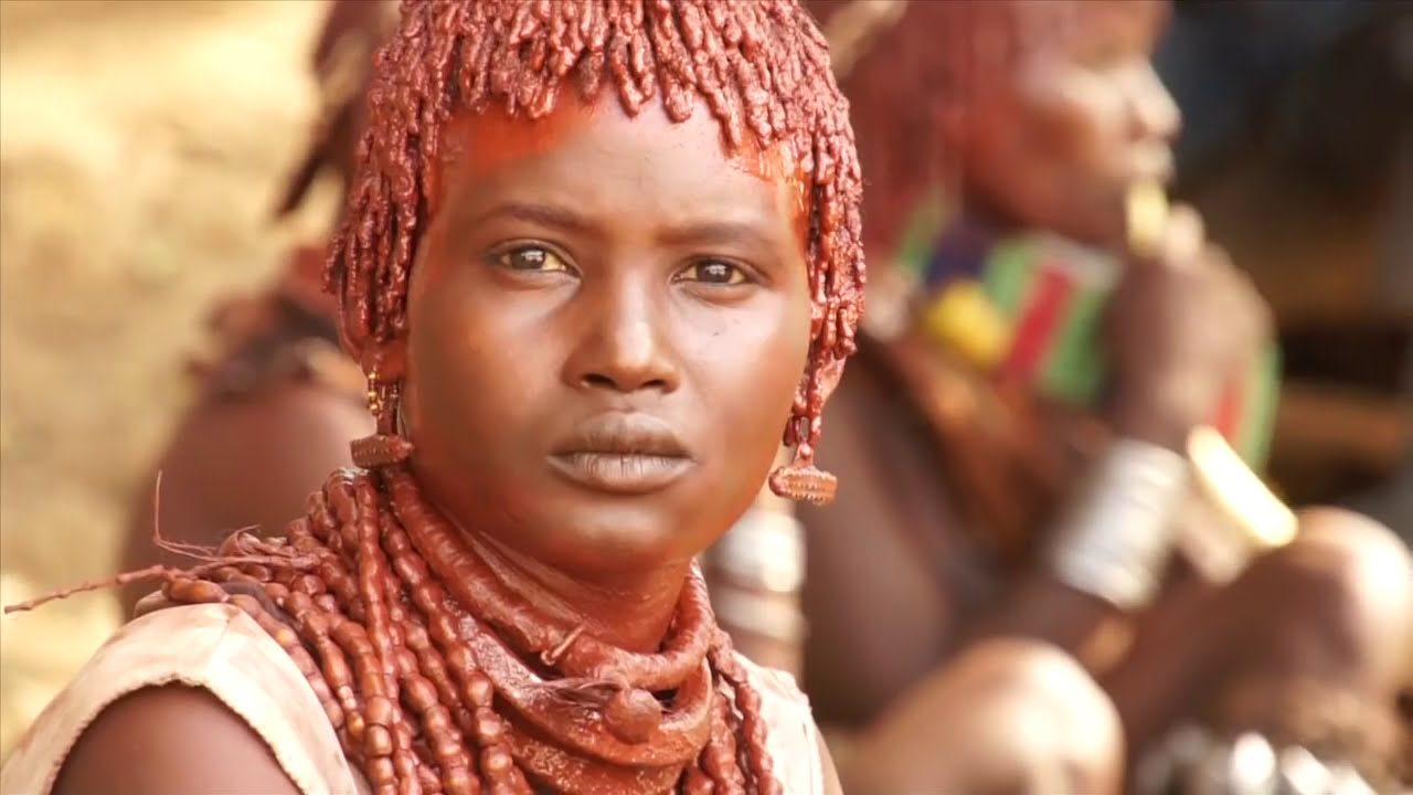 LES PEUPLES DE L'OMO - ETHIOPIE / Muammer YILMAZ & Philippe FREY