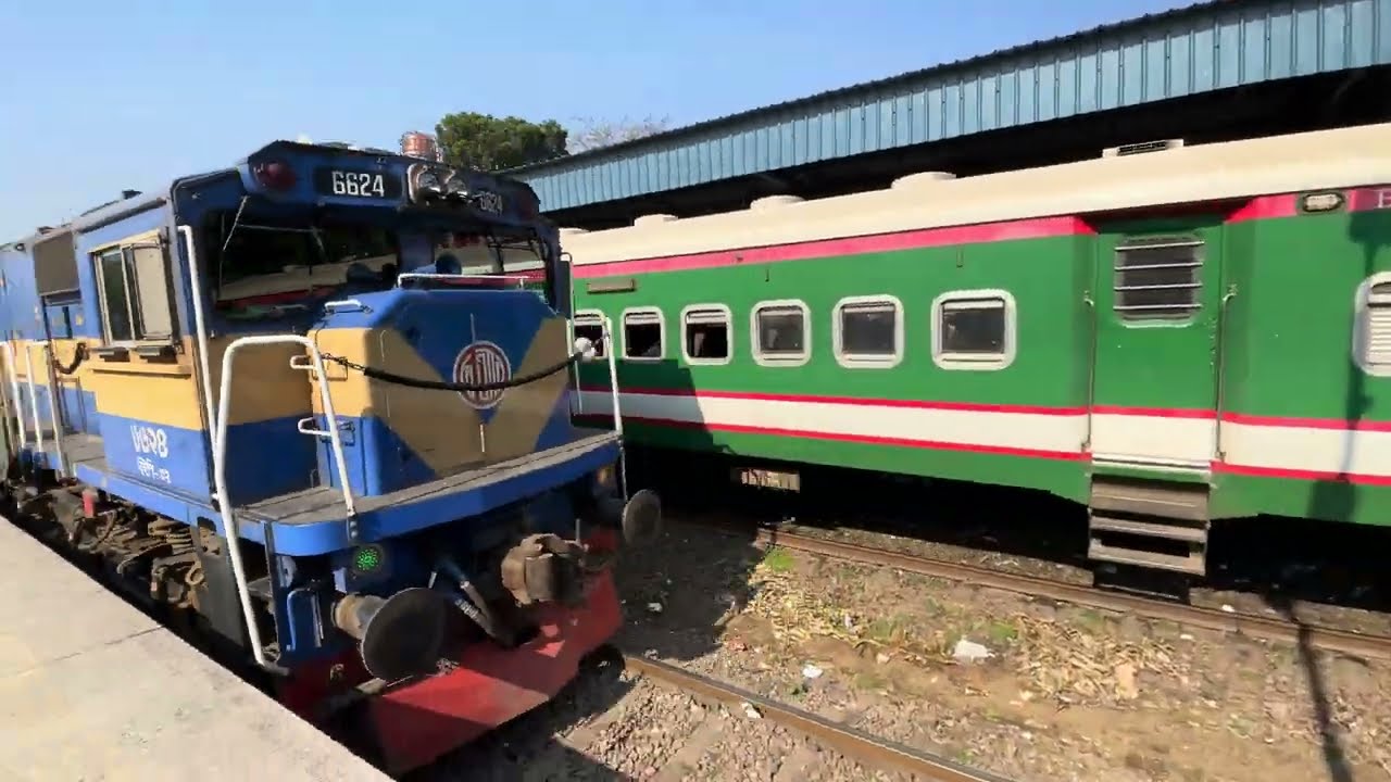 Benapole Express reached at Jashore Railway Station. 