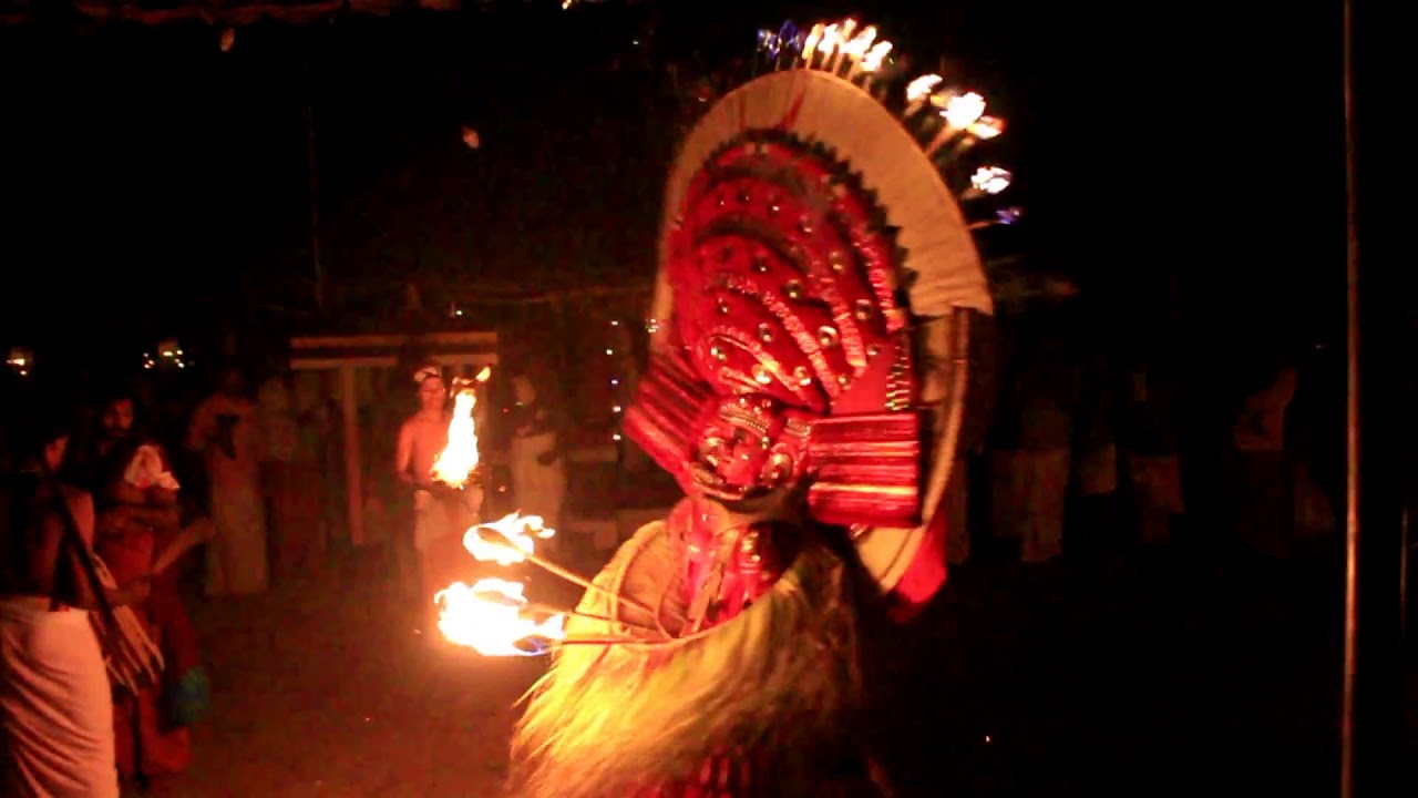 Thamburan ezunnalli - theyyam- Kannur
