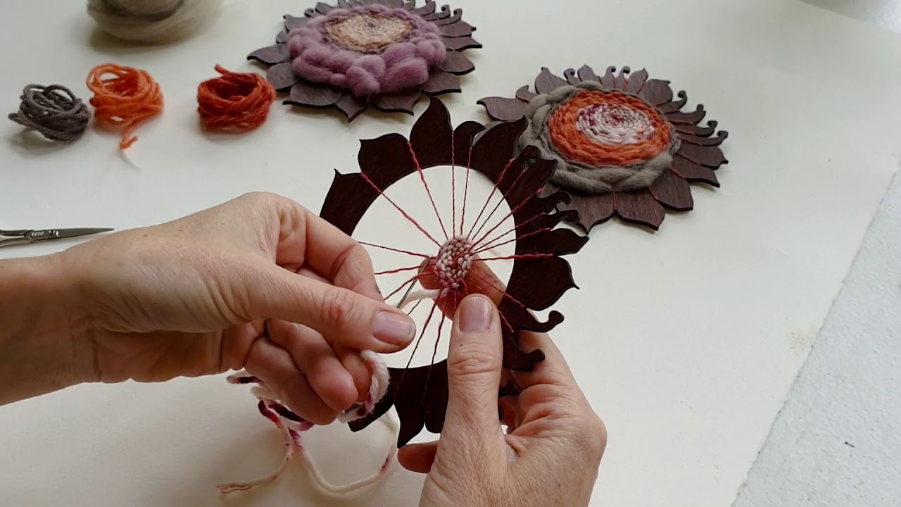 Weaving a Valleymaker Waratah Flower