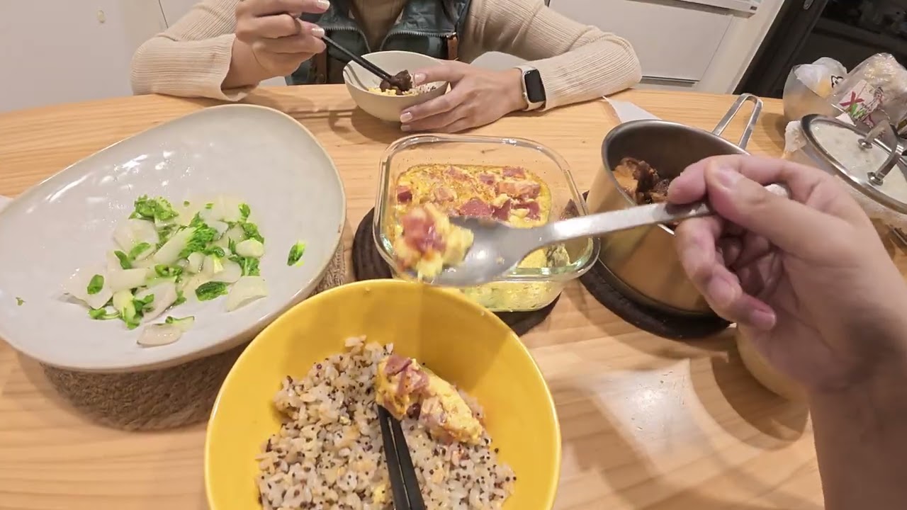 覓食瘋誼子煮的晚餐 - 竟然偷工減料買了一個現成的控肉 - 超鹹的