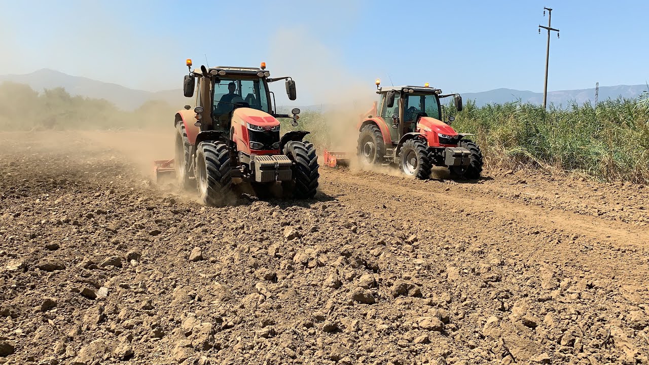 MASSEY FERGUSON 6715 S & 5711 S