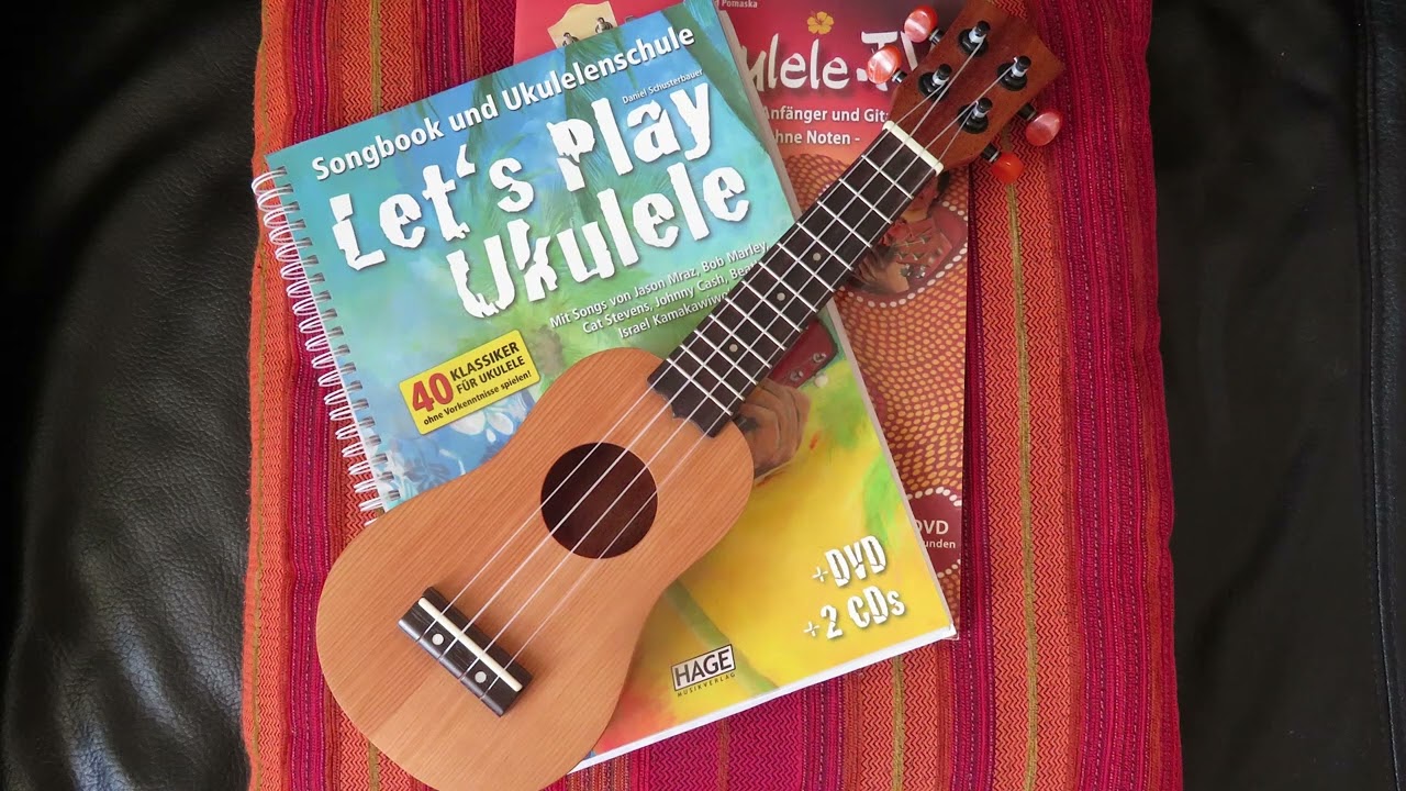 Mini Ukulele mit massiver Fichtendecke | Sopranino Uke with massive spruce top