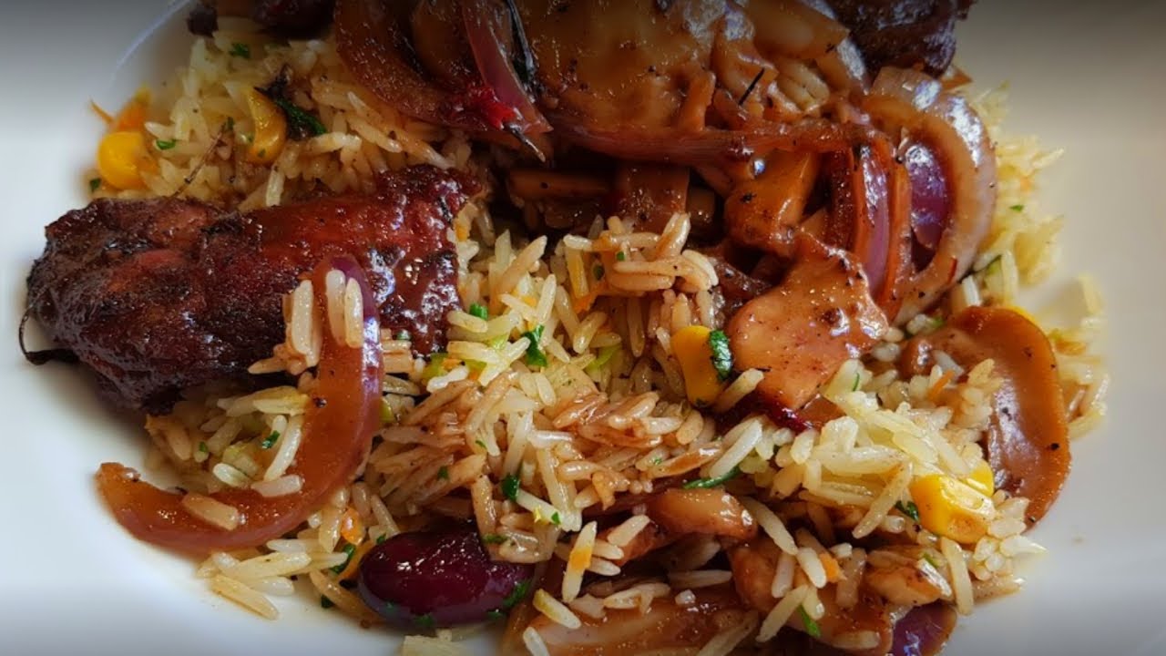 Precios y menú de un restaurante en Egipto. 3€ la pizza!!!
