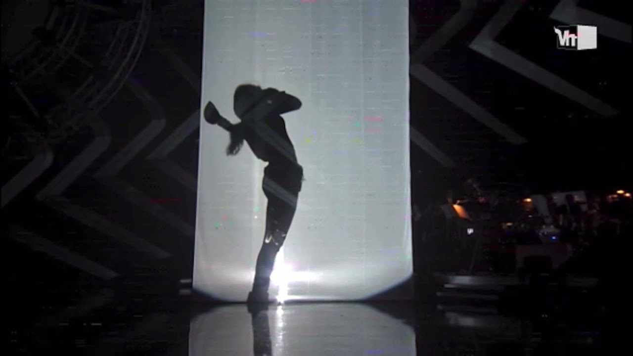 Ciara - Michael Jackson Tribute