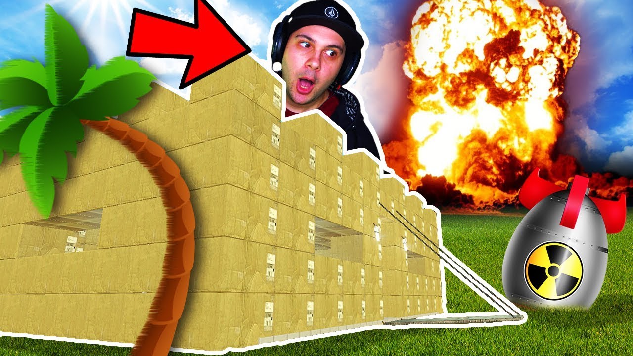 EPIC BOX FORT vs NUKE CHALLENGE! | Garry's Mod Cardboard Box Fort Gameplay (Gmod Multiplayer)