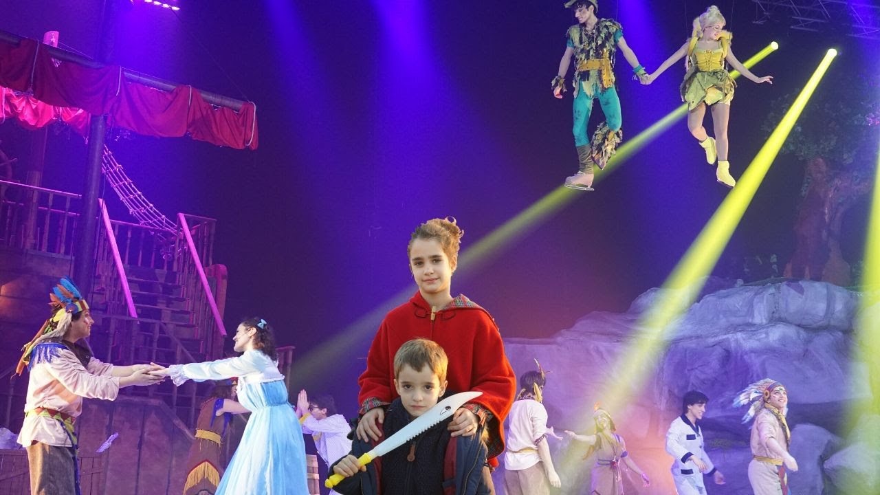 Peter pan no gelo no Mar shopping- Porto, Portugal