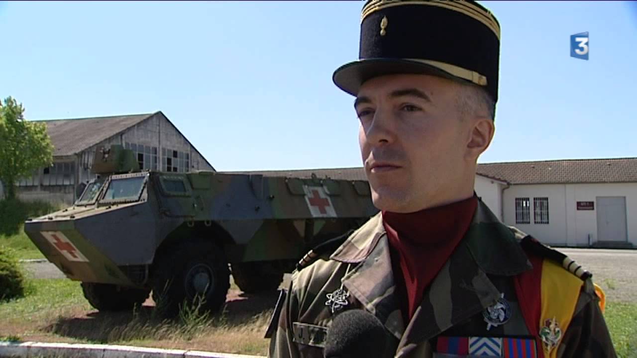 La Valbonne : dissolution de deux compagnies du régiment médical
