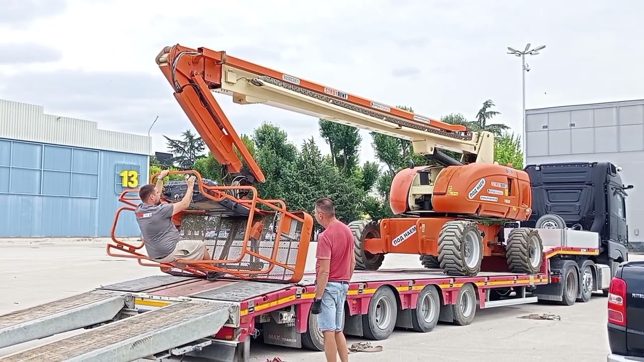 Строителни машини на реален обект/Construction machines on a real site #construction 