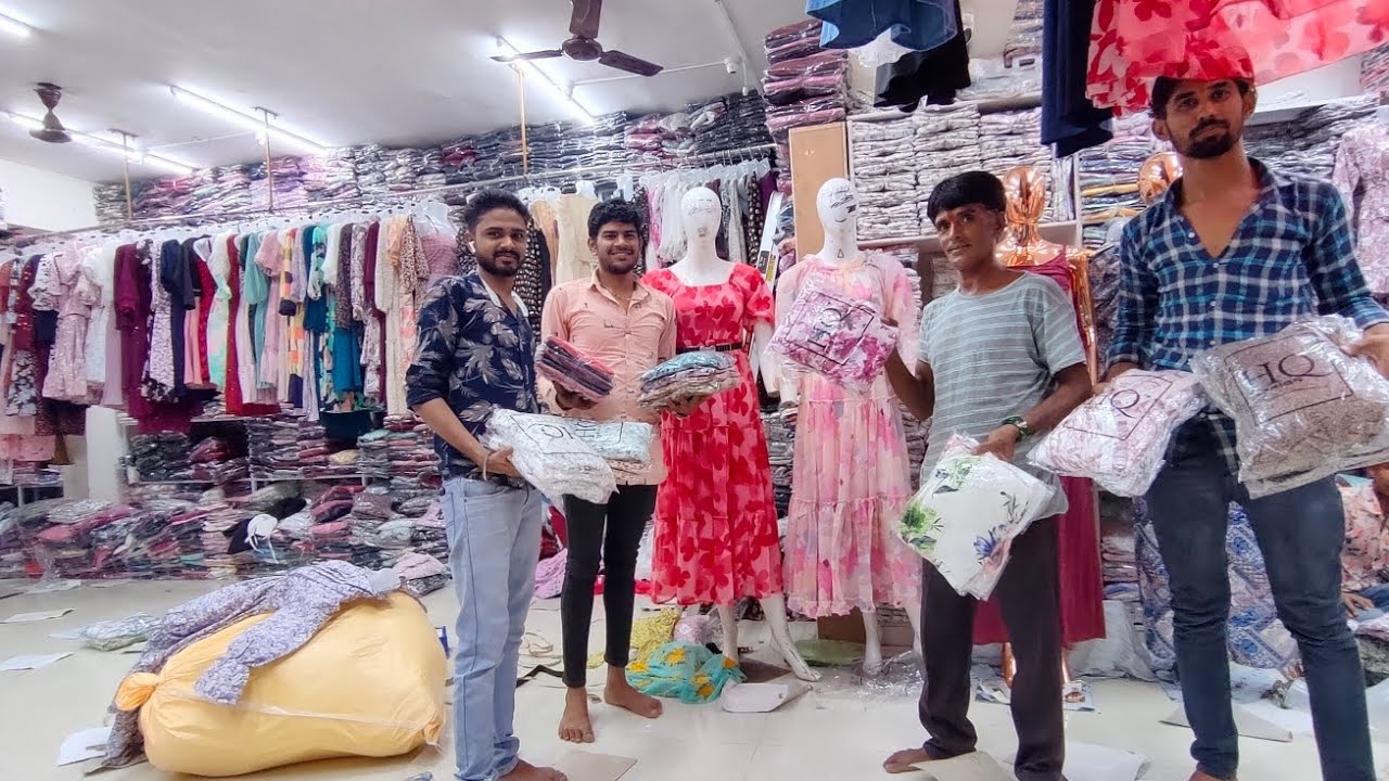 Chickpet Bangalore Biggest Wholesale Shop 100Rs/ Western Tops,Ladies Jeans,Dupatta,Leggins,Jeggins