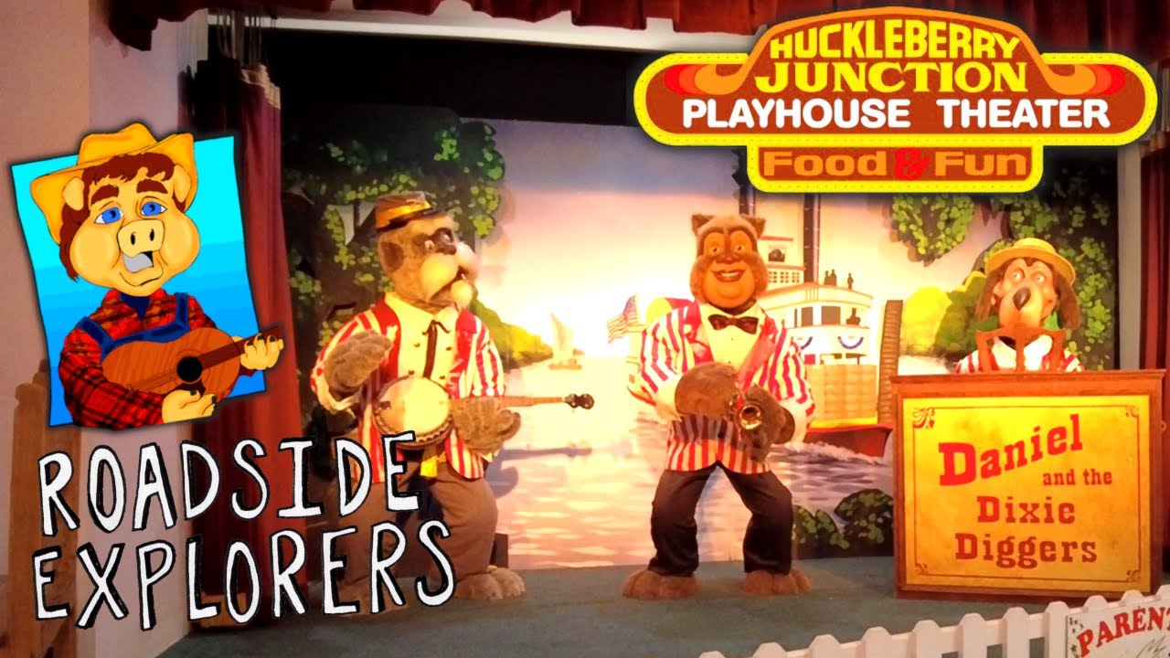 HUCKLEBERRY JUNCTION Animatronic Band at an 80s Pizza Arcade Genesee MI