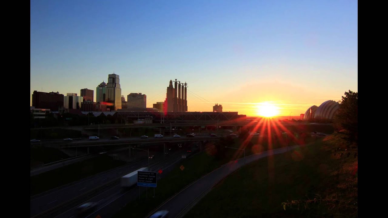 Kansas City Skyline Sunrise Time Lapse