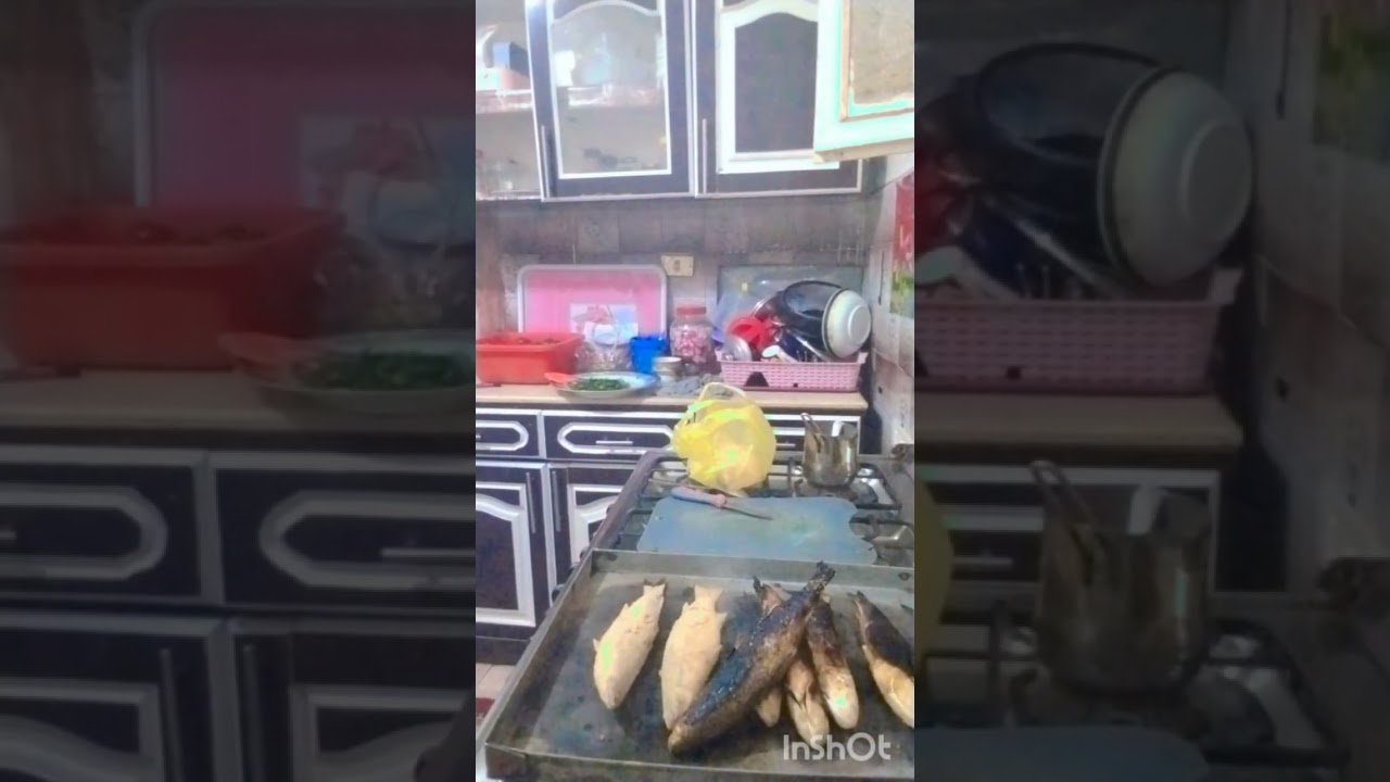 #ولكني عامله حاجه على البوتاجاز وبجد جميل مفيش ريحه في قلب الشقه خالص
