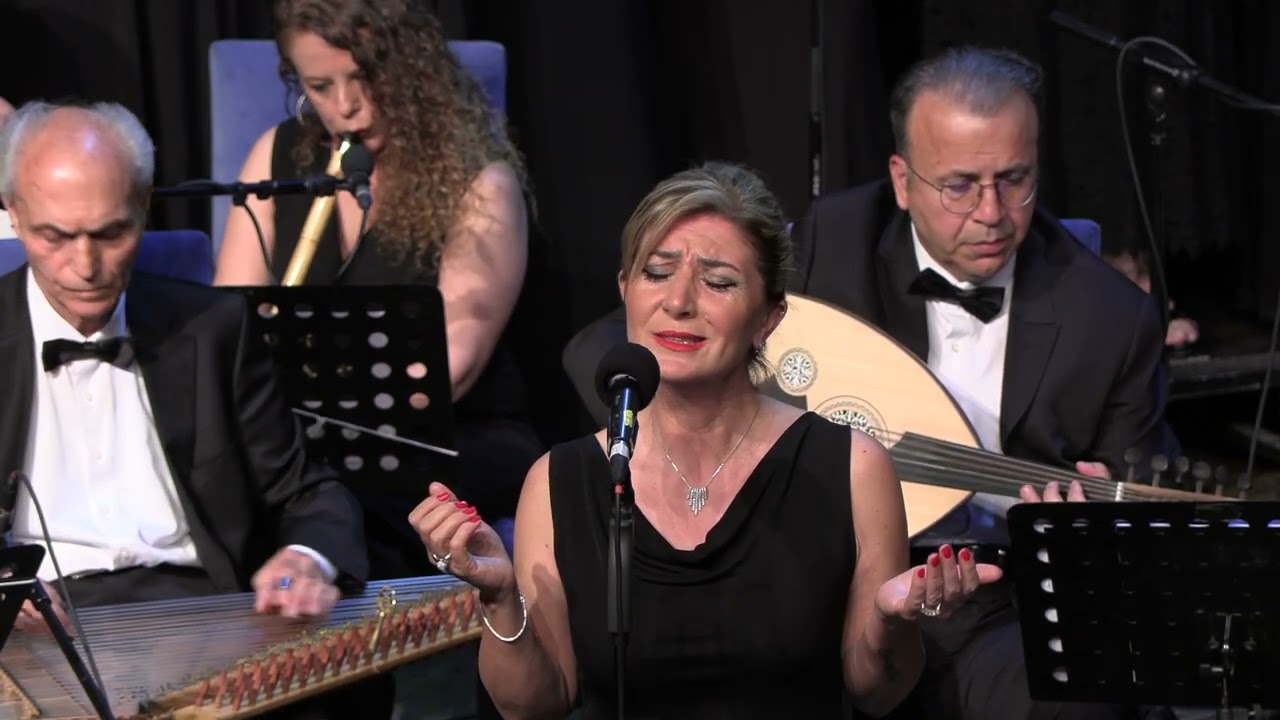 Canan Akın - Yoksun diye bahçemde