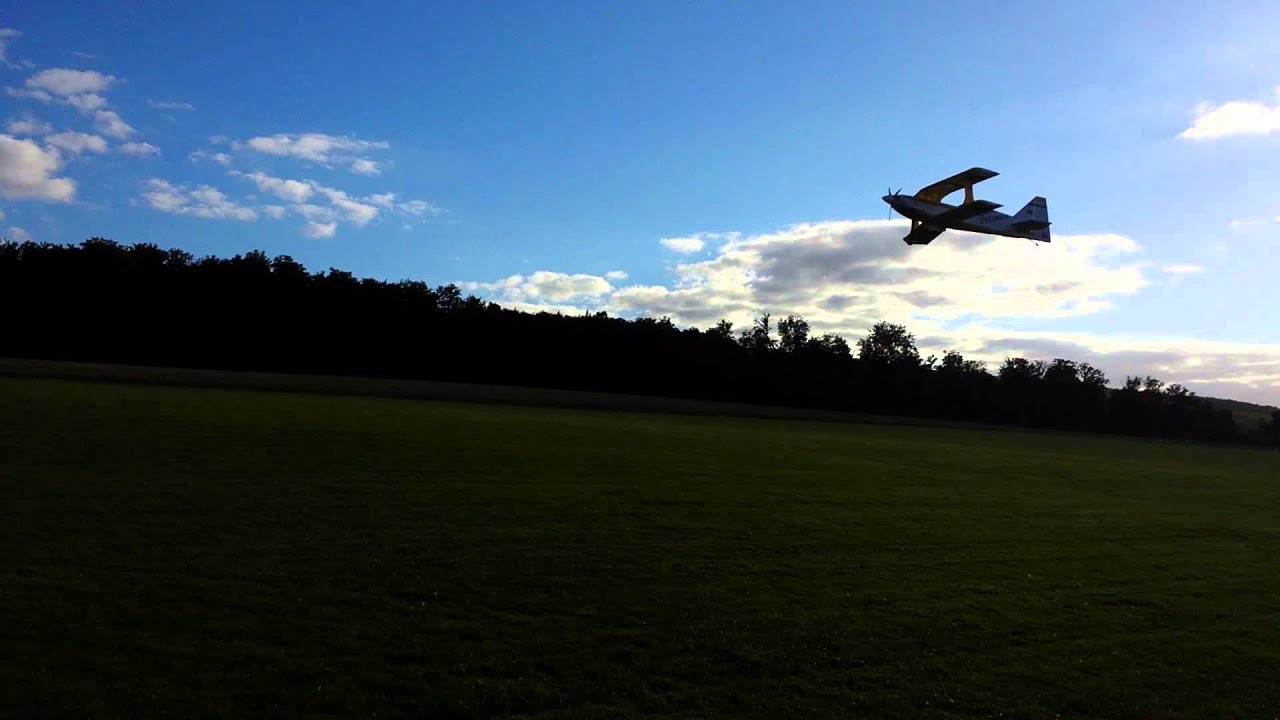Ultimate DLE 170 Pilot Alexander Hoffmann
