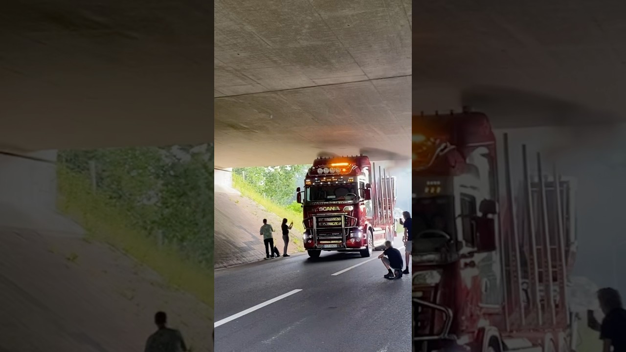 Pure Scania V8 sound, leaving Assen. #loud #v8 #assen #openpipe #truckstyle #scania