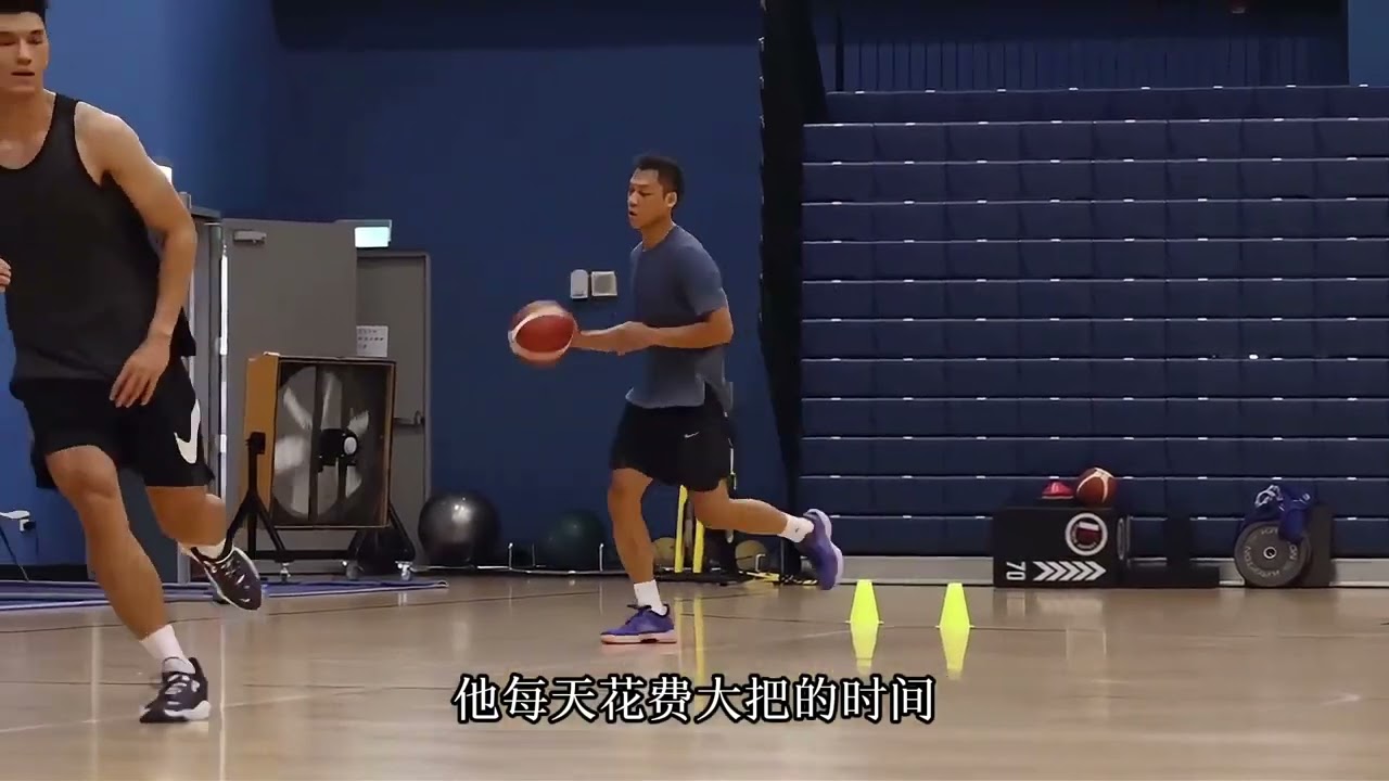 扣倒篮架，人送外号“野兽”，林志杰堪称黄种人后卫天花板！ 