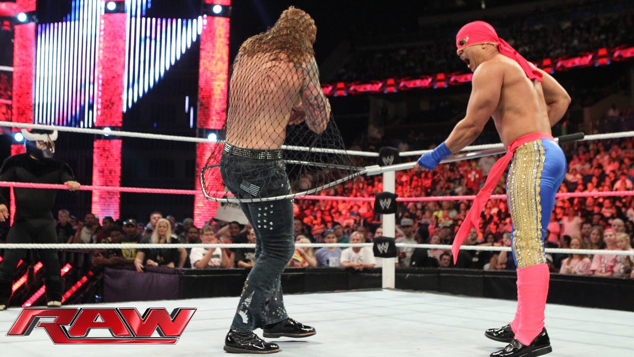 Los Matadores vs. 3MB: Raw, Oct. 28, 2013