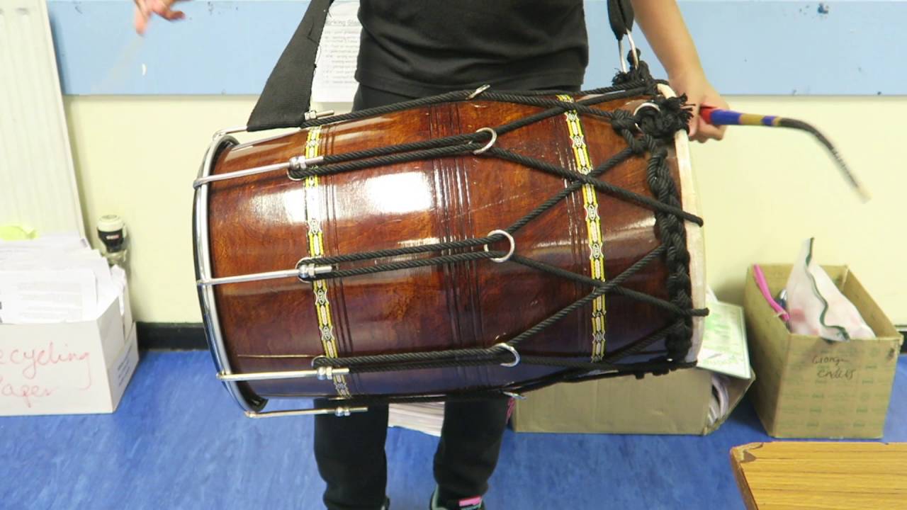 Part 2: Esha back with another Dhol performance