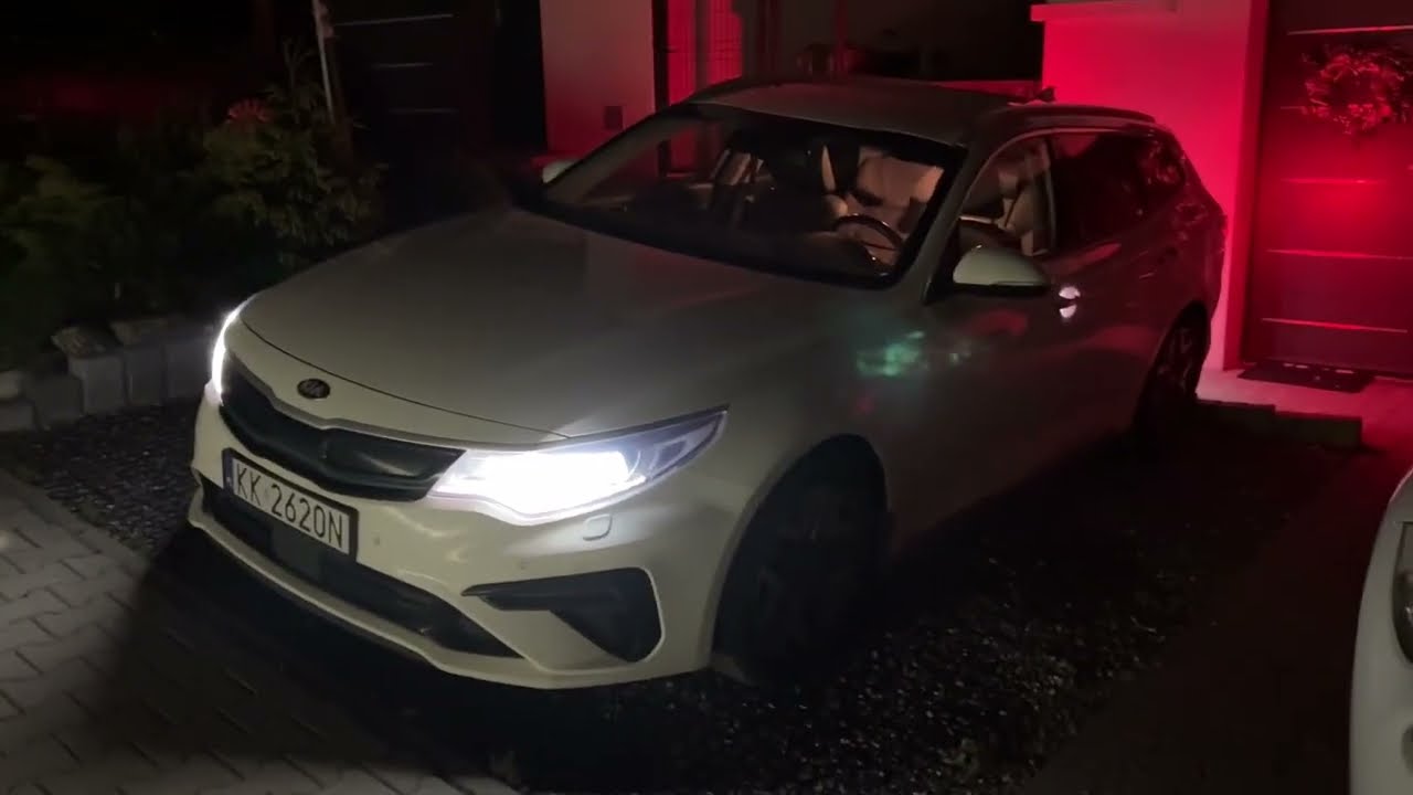 Kia Optima PHEV - prezentacja nocna
