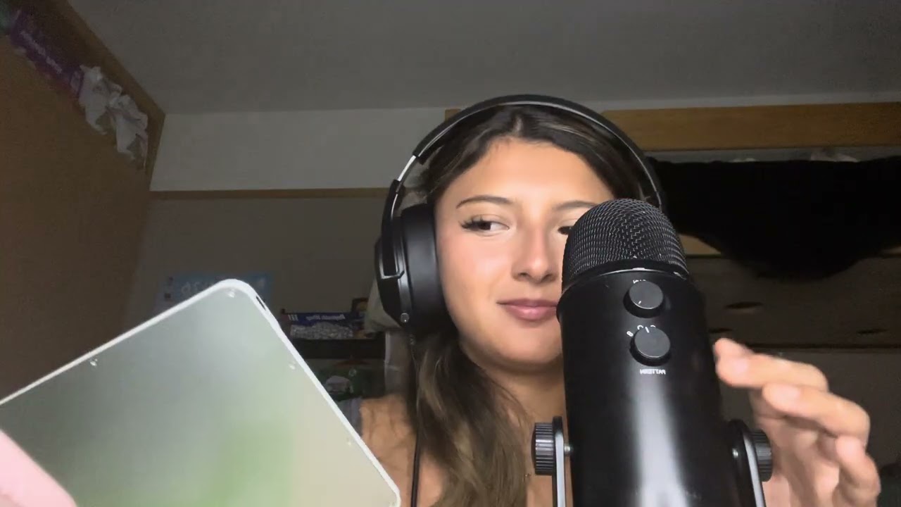 Trying ASMR AGAIN ( tapping, whispers, trigger words, keyboard )