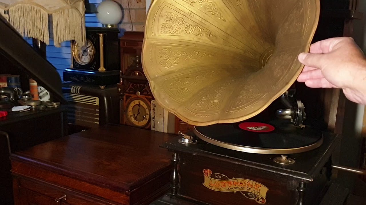 In Diesen Heiligen Hallen. Alexander Kipnis. Berlin State Orchestra. HMV 78rpm. Horn Gramophone