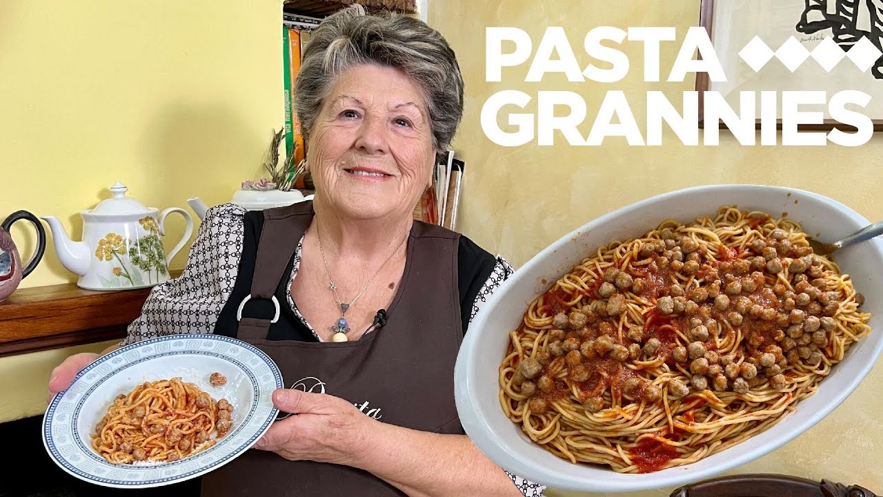 Enjoy Rosita's spaghetti with meatballs from Abruzzo! | Pasta Grannies