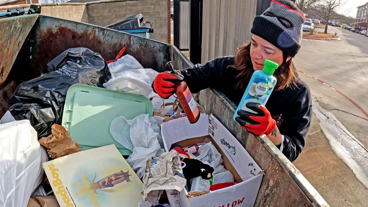Dumpster Diving Self Care – Lotions, Toiletries, and Hygiene Essentials!