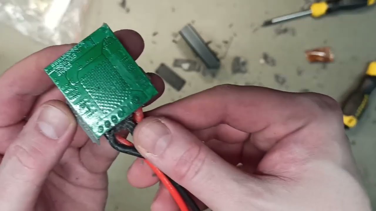 Whats inside the Aliexpress 