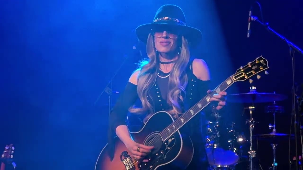 Orianthi plays ‘Before You Accuse Me (Acoustic)‘ at the O2 Academy Islington 29th January 2026