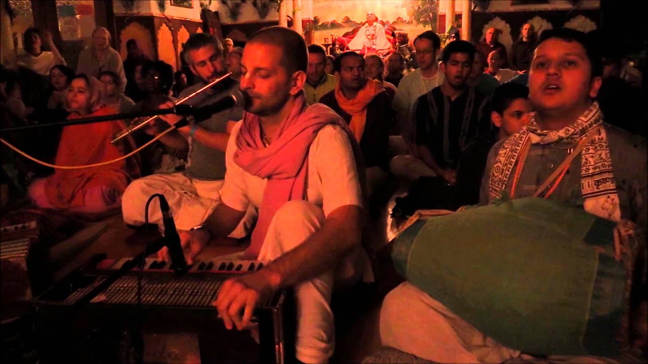 Ojasvi prabhu kirtan, Day 3, Sanga Mela 2015, Golokadhama