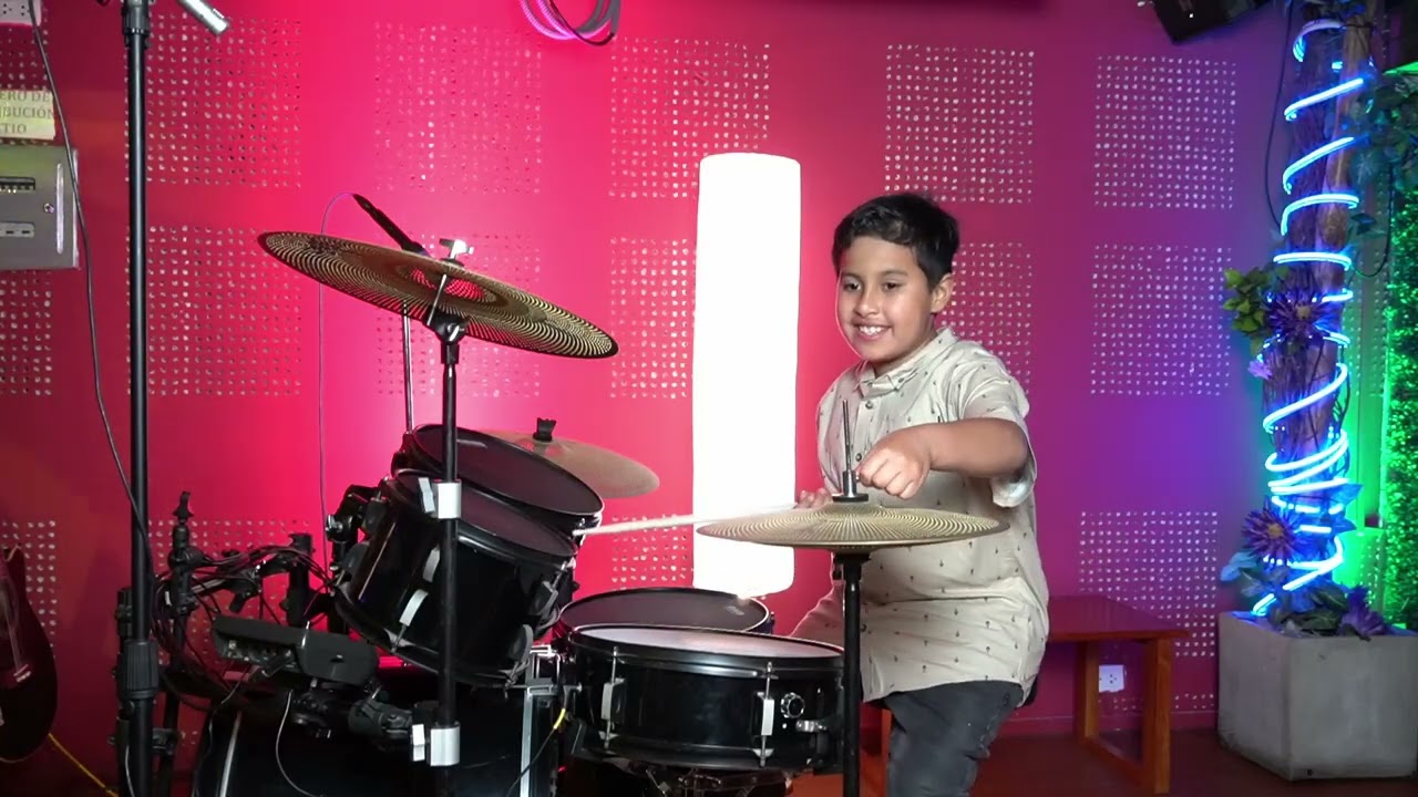 Luis Eduardo Jimenez - Seven Nation Army - Batería