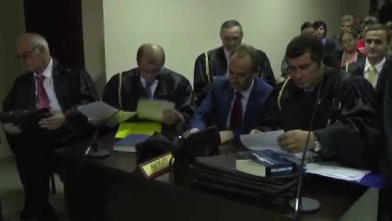 A1 Report - Vlor&euml;, d&euml;shton procesi ndaj Gjik&euml;s Prokuroria:T&euml; z&euml;v&euml;nd&euml;sohen gjyqtar&euml;t