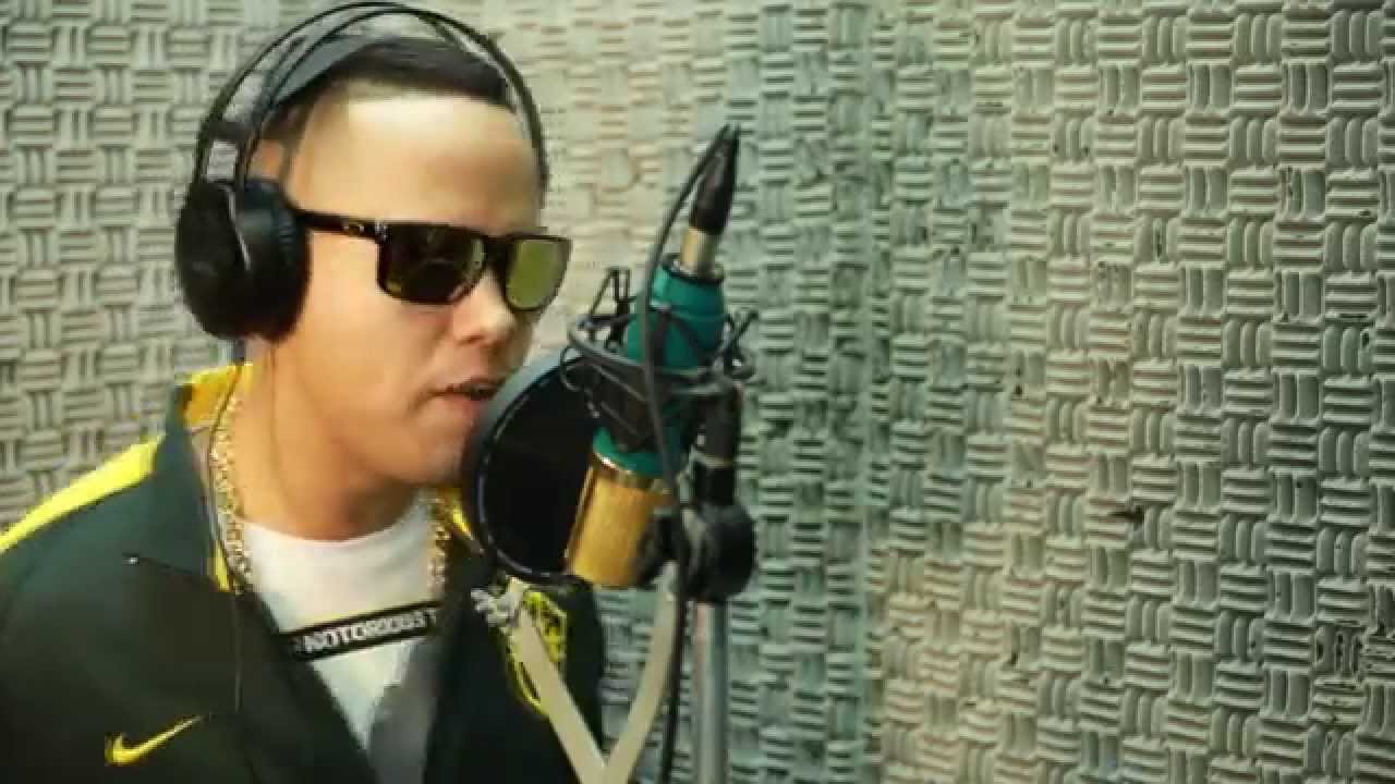 Mc Pekeno - Bem Sucedido (Web Clipe Oficial | Lan&ccedil;amento TOP Funk 2015)