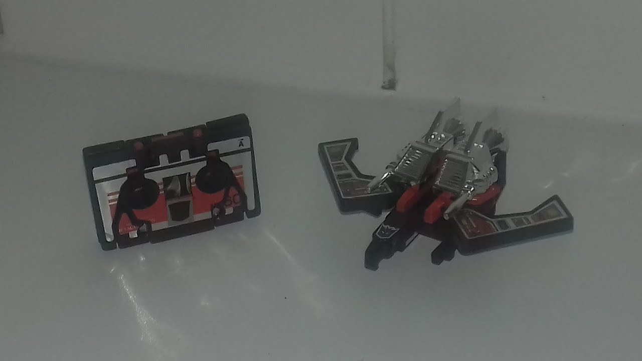 TRANSFORMERS Commemorative Edition  Decepticon Interrogation LASERBEAK